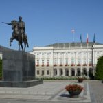 Zdjęcie okładkowe wpisu: Koniec 7-letniej sagi. Prezydent podpisuje ustawę o&nbsp;KSC, ale&nbsp;wysyła ją&nbsp;do&nbsp;Trybunału. Trzęsienie ziemi dla branży IT