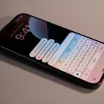 Zdjęcie okładkowe wpisu: Apple przyspiesza syntezę mowy AI bez&nbsp;utraty jakości – nowe badanie