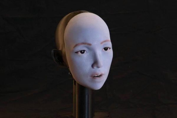Robot trenujący mimikę (fot. Yuhang Hu/Creative Machines Lab)