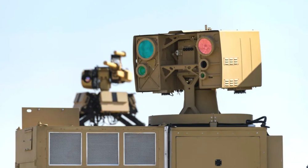 Zdjęcie okładkowe do wpis Wojskowy laser za&nbsp;miliony dolarów kontra… balony na&nbsp;hel. Komedia pomyłek na&nbsp;granicy USA