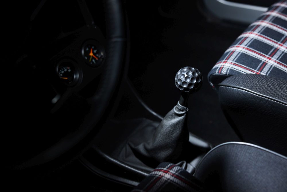 Zdjęcie okładkowe do wpis Pół wieku legendy. Volkswagen świętuje 50. urodziny Golfa GTI i&nbsp;zapowiada wyjątkowy projekt w&nbsp;Polsce