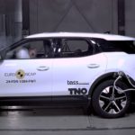 Zdjęcie okładkowe wpisu: Bita śmietana w&nbsp;służbie bezpieczeństwa. Ford na&nbsp;nowo wymyśla poduszkę powietrzną w&nbsp;elektrycznym Explorerze