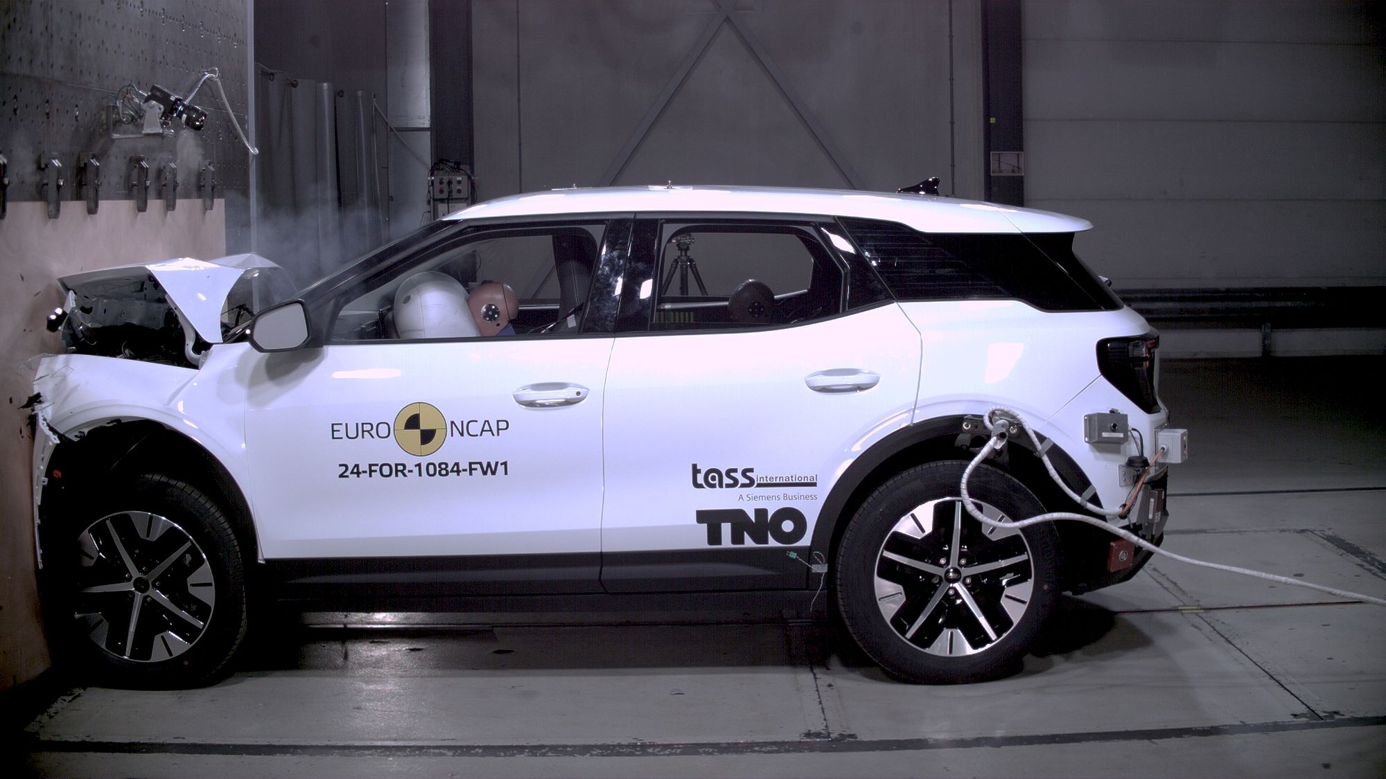 Bita śmietana w służbie bezpieczeństwa. Ford na nowo wymyśla poduszkę powietrzną w elektrycznym Explorerze