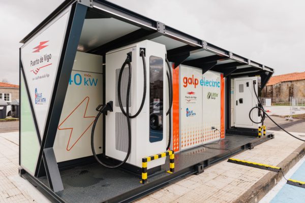 Zdjęcie okładkowe do wpis Drugie życie ogniw z&nbsp;Nissana Leaf. Zasilają stacje w&nbsp;Hiszpanii