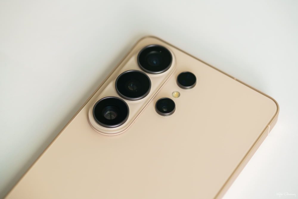 Zdjęcie okładkowe do wpis Nowy format wideo w&nbsp;Galaxy S26 Ultra. Samsung prezentuje rozwiązanie APV dla twórców