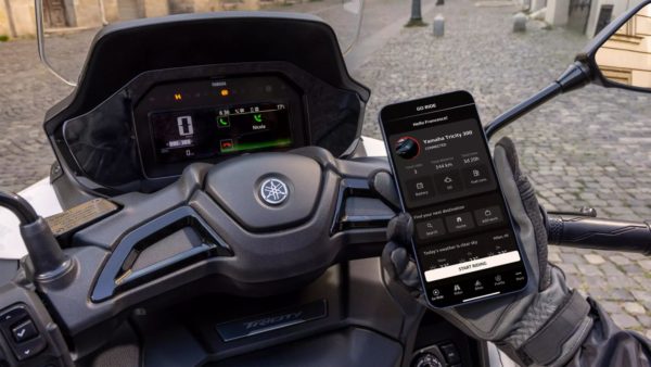 Yamaha Tricity 300 poduszka powietrzna