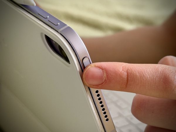 Zdjęcie okładkowe wpisu iPad Air z&nbsp;ekranem OLED: Premiera na&nbsp;początku 2027 roku