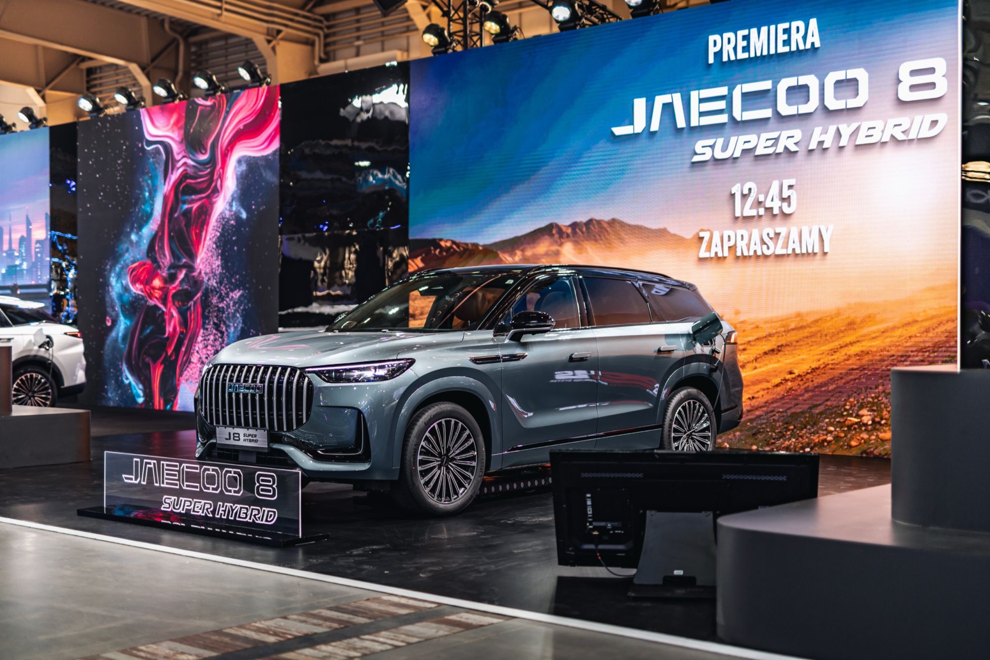 Hybrydowe uderzenie z Chin. Jaecoo odkrywa ceny modeli 7 i 8, celując w rynkowych wyjadaczy [galeria]