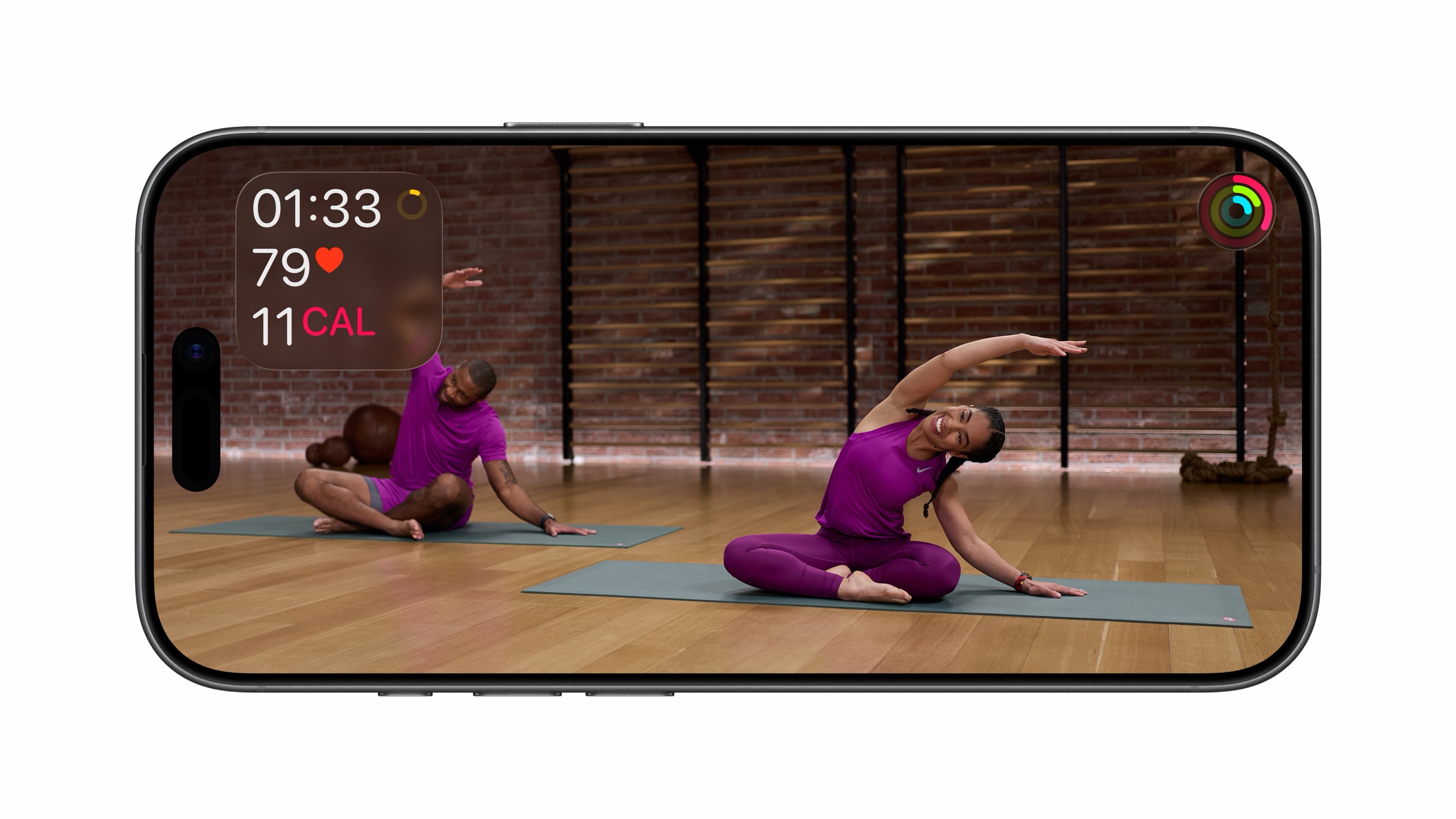 Apple Fitness+ rozwija się w Polsce. Nowy program pilatesowy już dostępny