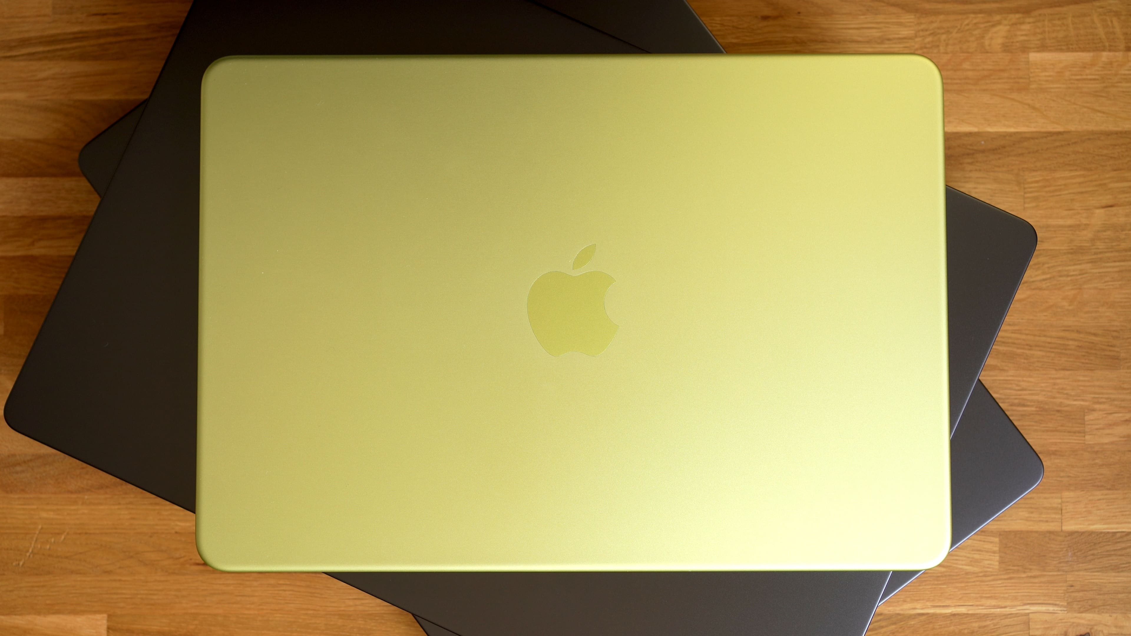 Liderzy Apple o MacBooku Neo, błędach przeszłości i przyszłość okularów AR