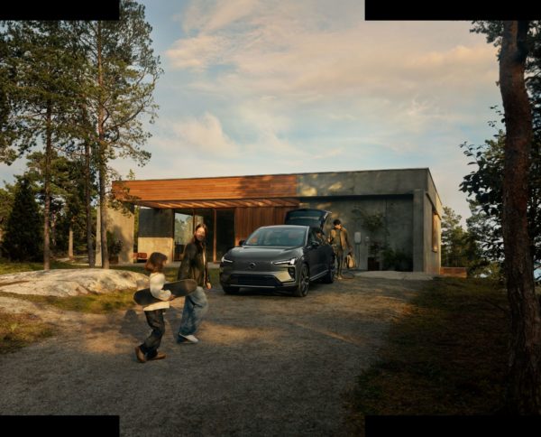 VolvoCars