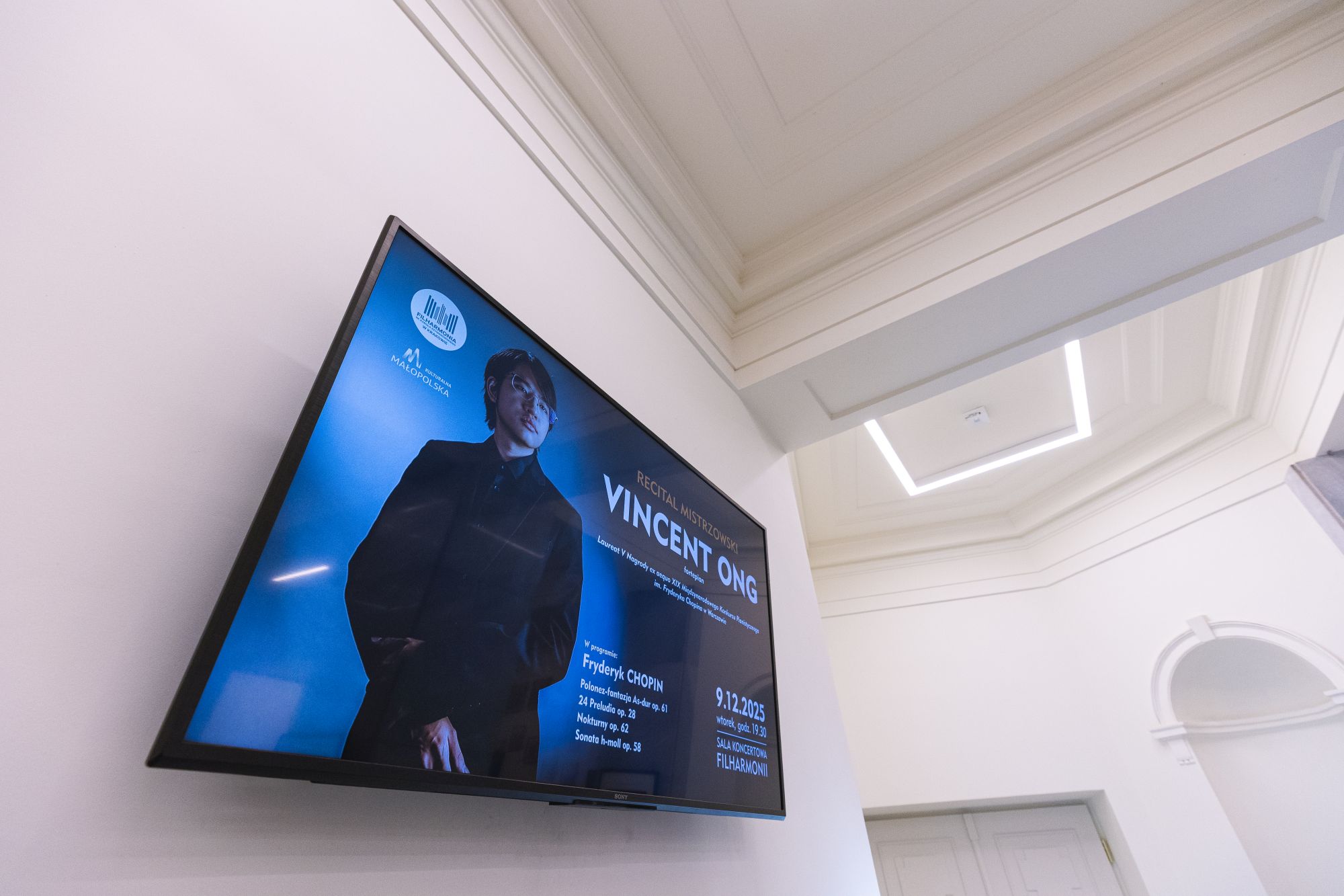 Cyfrowa informacja w klasycznym wydaniu. Filharmonia Krakowska stawia na monitory Sony