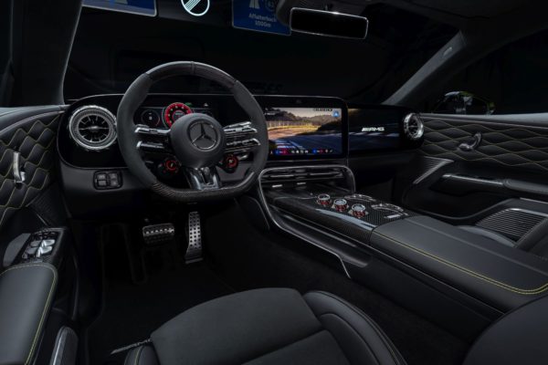 Mercedes AMG GT 4 drzwiowe Coupe 2026