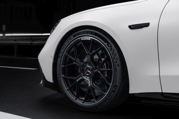 Mercedes AMG GT 4 drzwiowe Coupe 2026