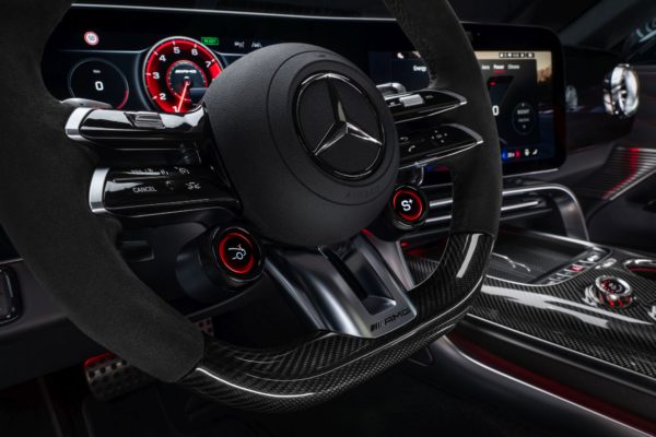Mercedes AMG GT 4 drzwiowe Coupe 2026