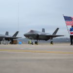 Zdjęcie okładkowe wpisu: F-35 Husarz wkrótce wyląduje w&nbsp;Polsce. Genialna maszyna, „amerykańska smycz” czy&nbsp;ostateczny niszczyciel dronów?