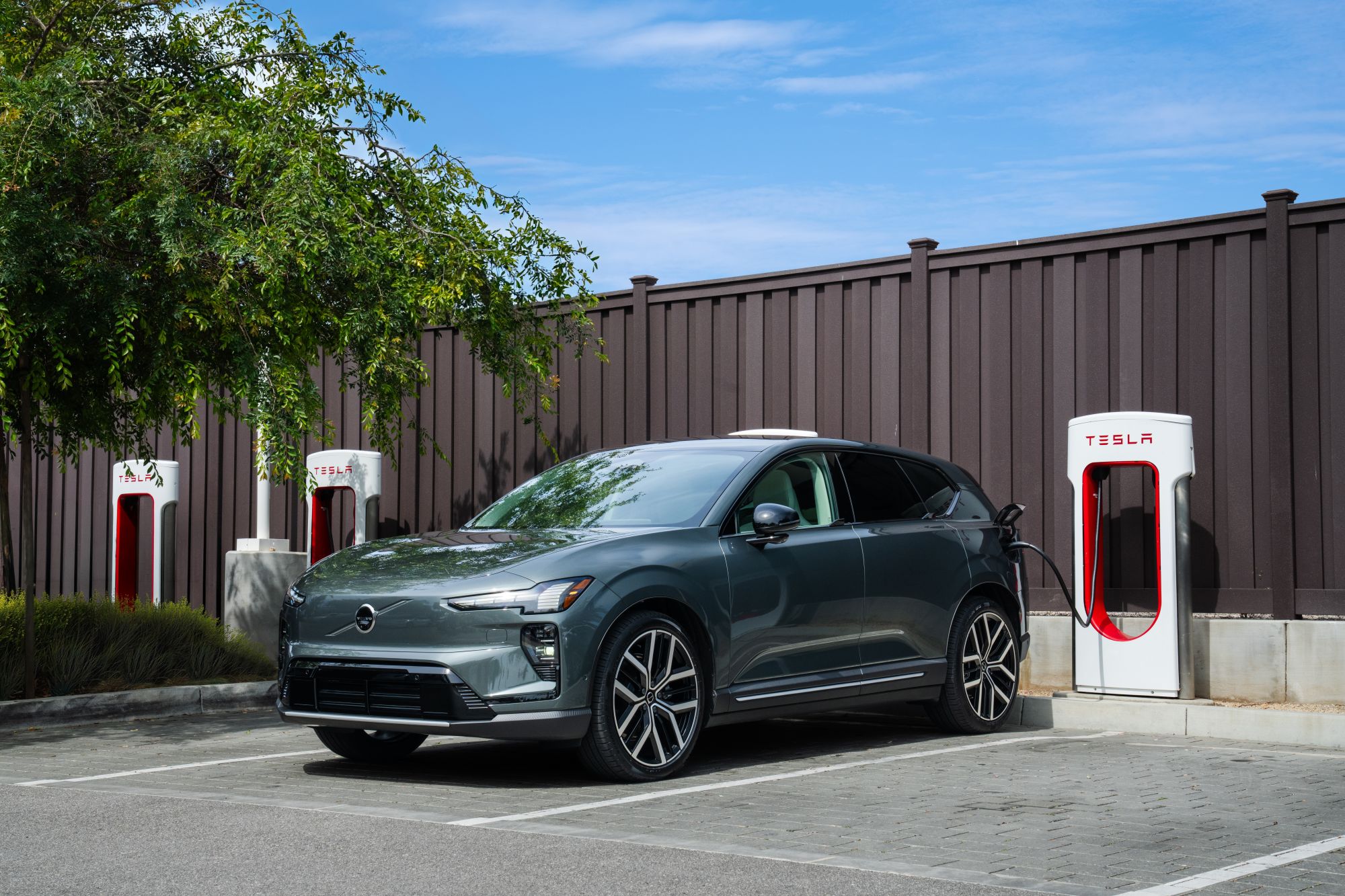 Volvo Tesla Supercharger
