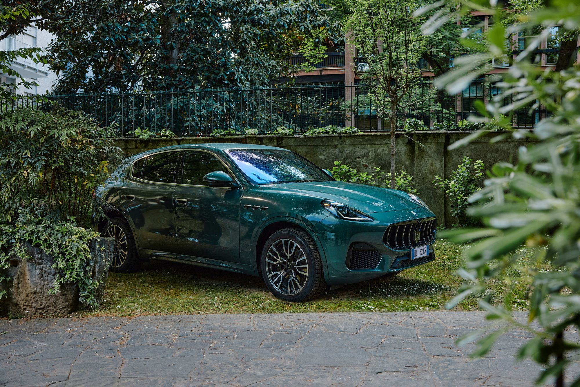 Piękno, którego można dotknąć Jak Maserati przenosi duszę włoskiej motoryzacji do naszych salonów
