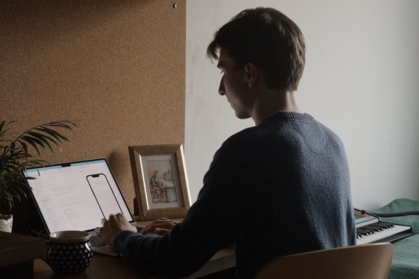 Zdjęcie okładkowe do wpis Dwaj studenci z&nbsp;Polski wygrali konkurs Apple Swift Student Challenge 2026