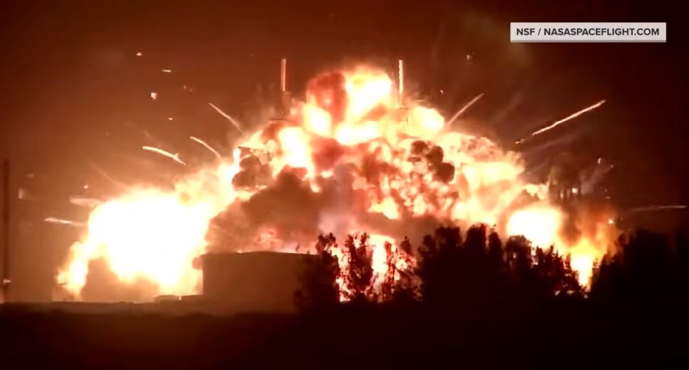 Zdjęcie okładkowe do wpis Kula ognia na&nbsp;Ziemi czy&nbsp;tykająca bomba w&nbsp;kosmosie? Eksplozja rakiety Bezosa to&nbsp;nic przy tym, co&nbsp;robią Chińczycy