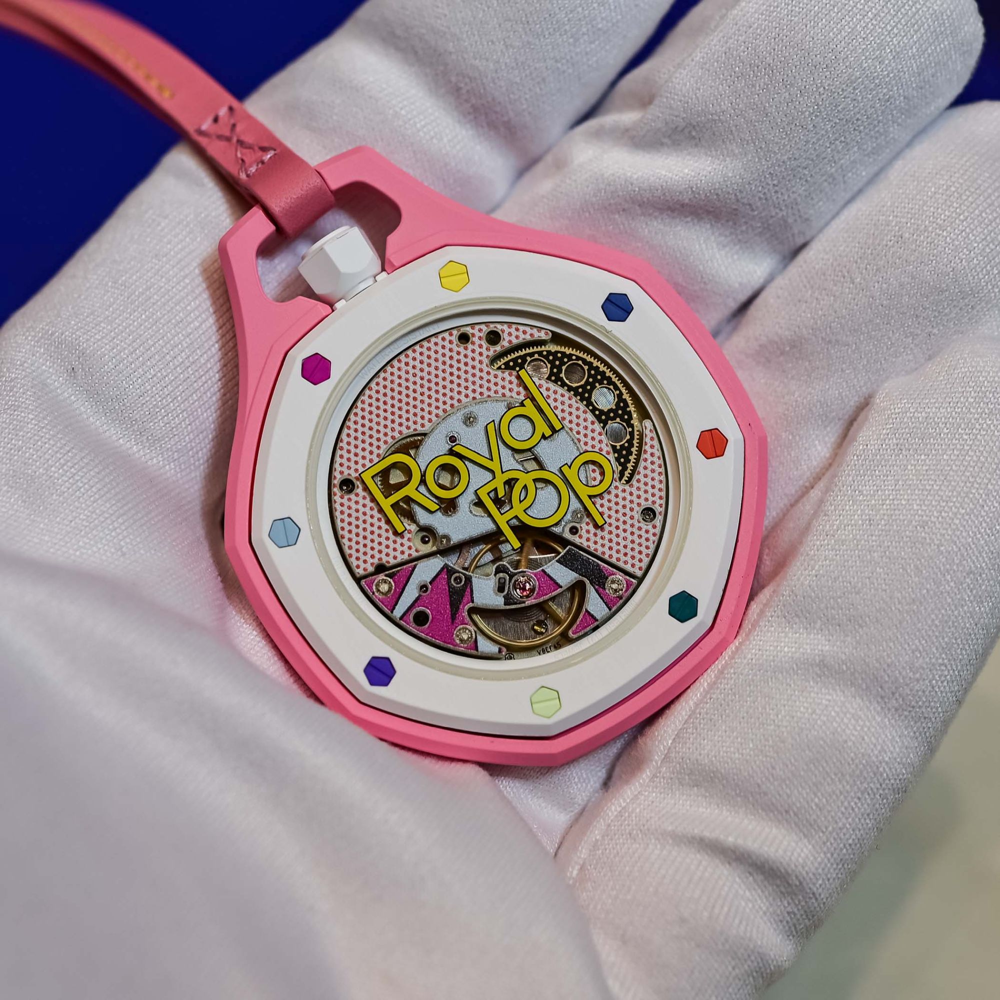 Swatch I Audemars Piguet cz Si y Prezentuj c Zegarek Royal Pop 