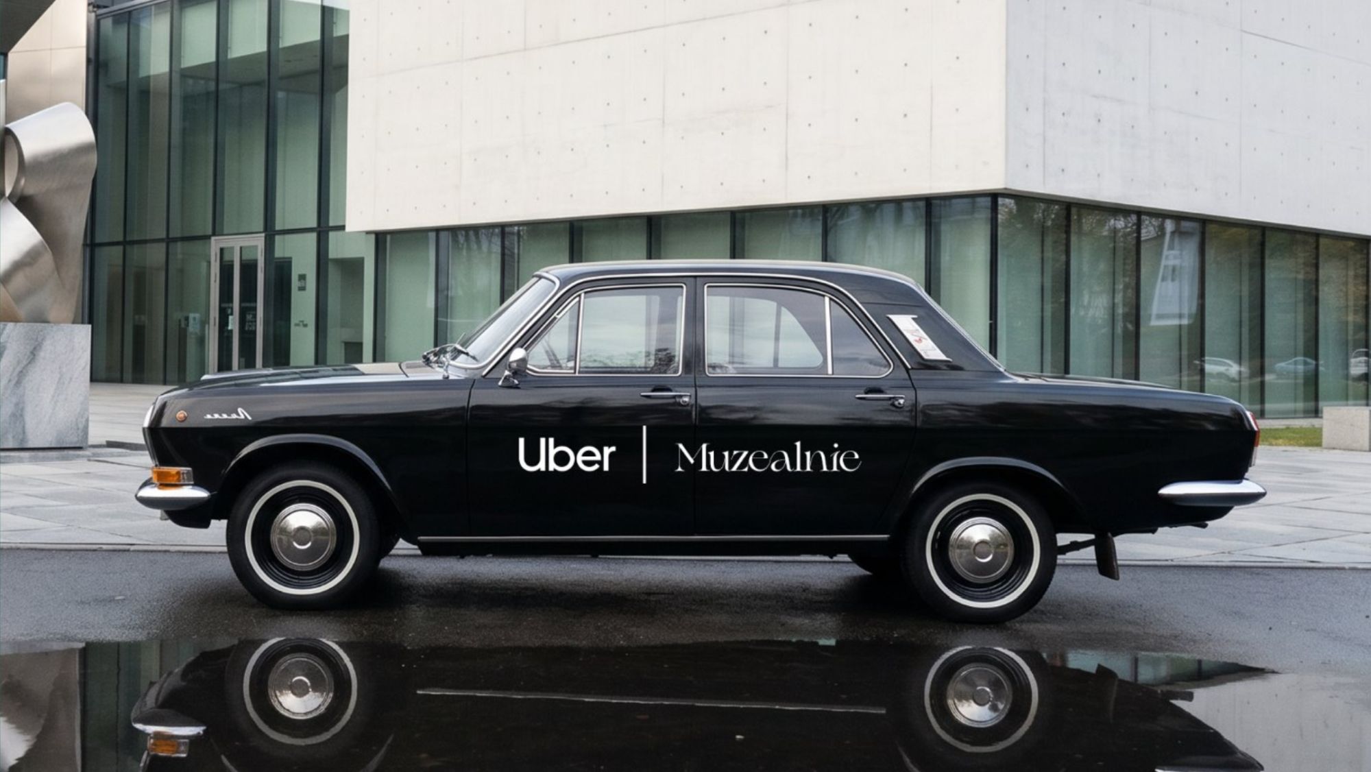 Czarna Wołga znów na ulicach Warszawy. Spokojnie, tym razem to Uber Muzealnie