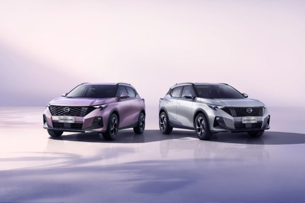 Zdjęcie okładkowe do wpis Chińczycy nie&nbsp;tylko&nbsp;na&nbsp;prąd. Spalinowy SUV GAC EMZOOM debiutuje w&nbsp;Polsce [galeria]