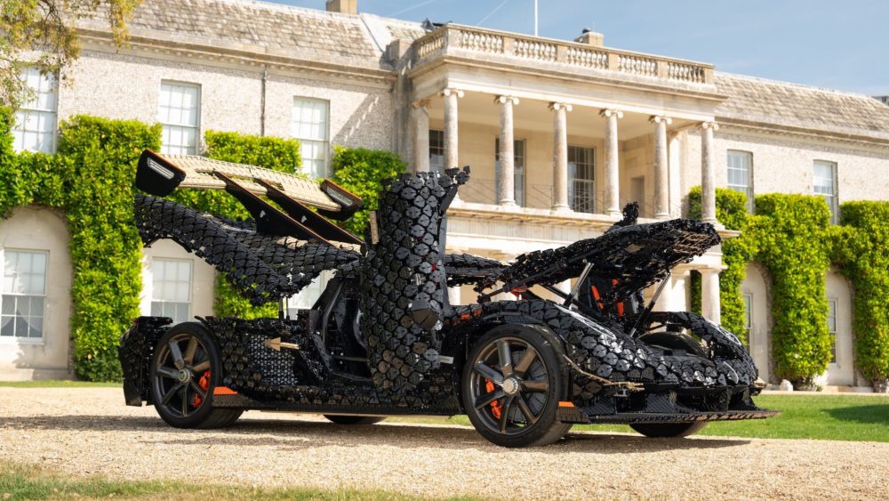 Klocki z rekordem prędkości. Pełnowymiarowe LEGO Koenigsegg Sadair’s Spear