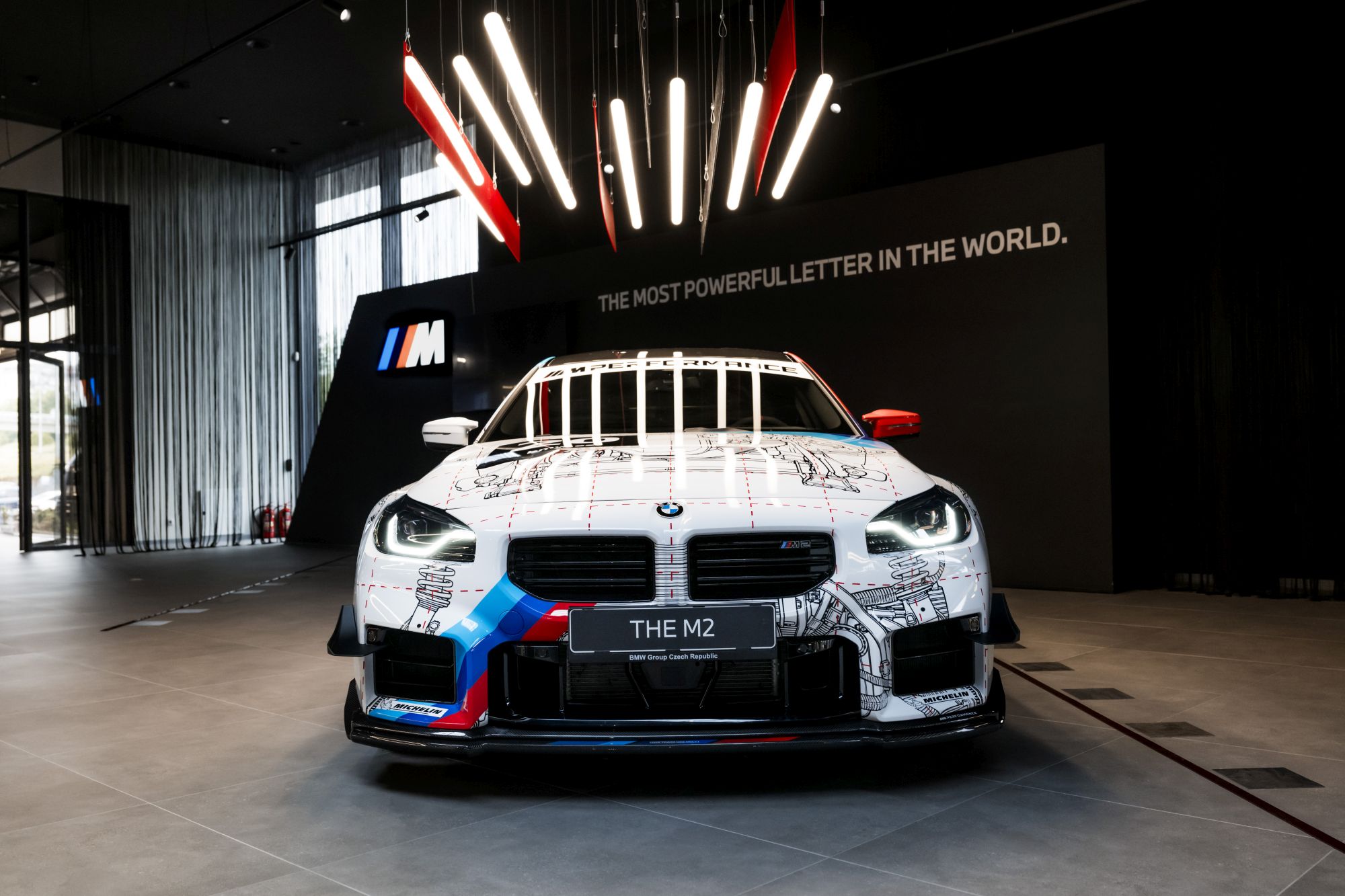 Czeski oddział BMW stworzył unikalne M2. Torowy pakiet do tego auta kosztuje 100 tys. złotych [galeria]