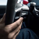 Zdjęcie okładkowe wpisu: Nowy Taycan też udaje, że&nbsp;ma&nbsp;8 biegów. Nowy rok modelowy Porsche i&nbsp;magia (wirtualnej) skrzyni [galeria]