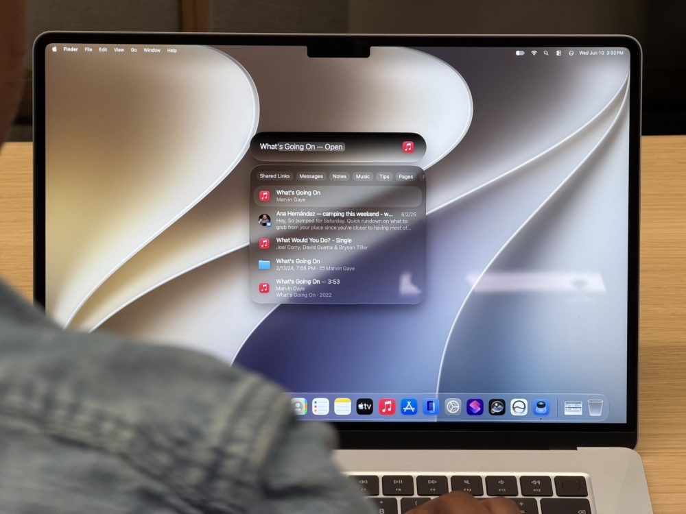Zdjęcie okładkowe do wpis Dlaczego Siri tak&nbsp;długo czekała i&nbsp;co&nbsp;zrobić z&nbsp;„Indexing in&nbsp;Progress” w&nbsp;iOS 27
