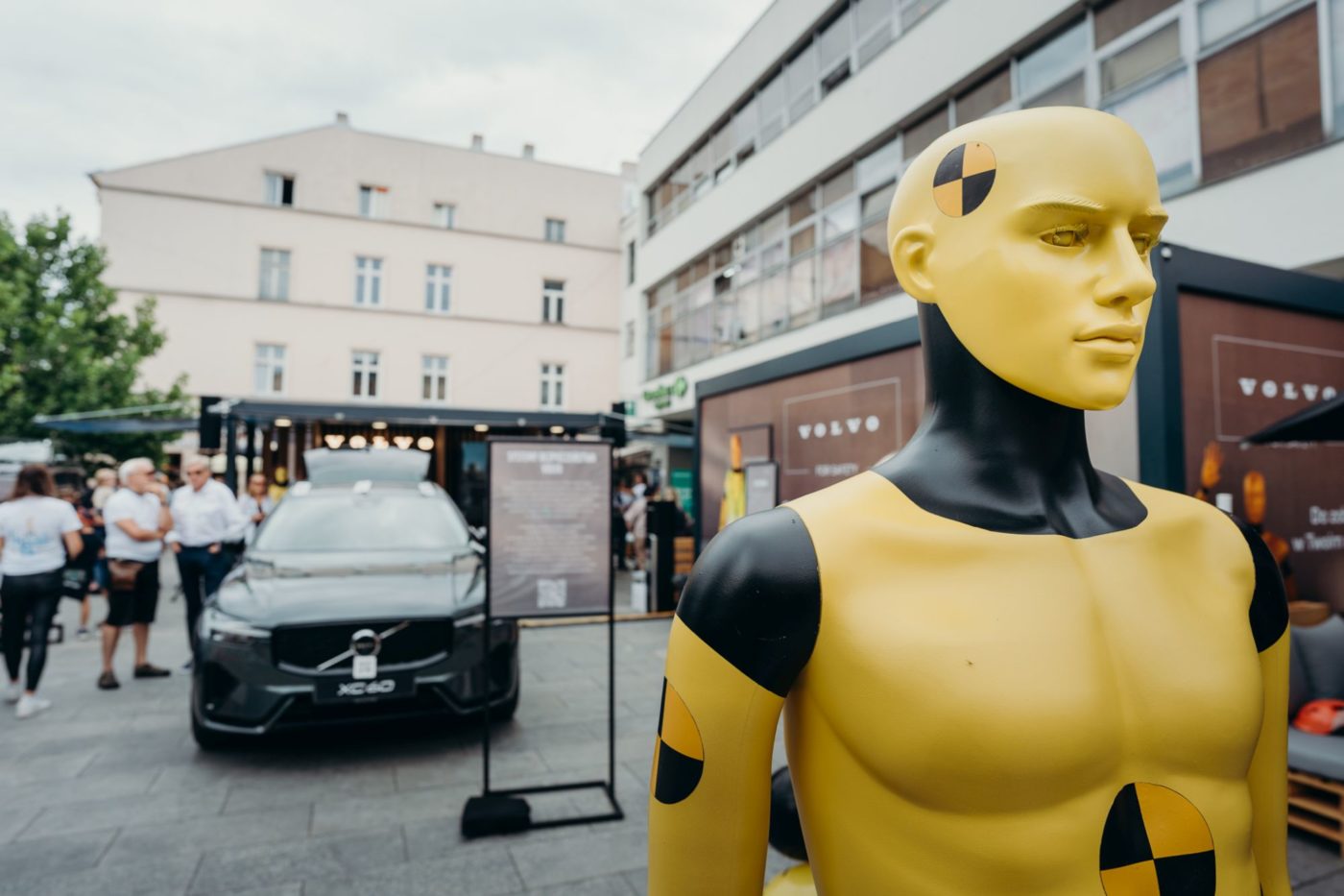 bezpieczeństwo na drogach Volvo