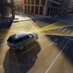 Zdjęcie okładkowe wpisu: Pragmatyzm zamiast rewolucji. Polacy i&nbsp;Europejczycy ostrożnie podchodzą do&nbsp;sztucznej inteligencji w&nbsp;motoryzacji