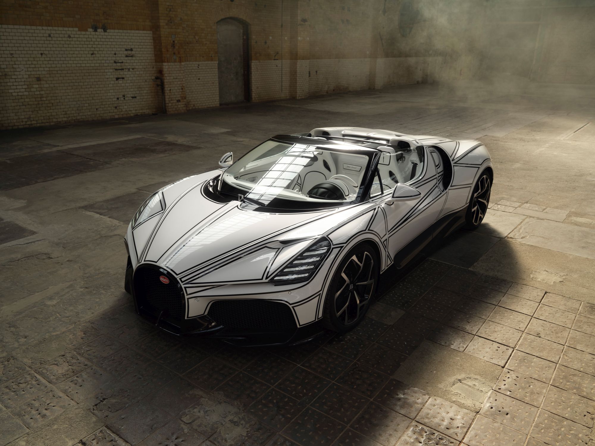 Bugatti W16 Mistral