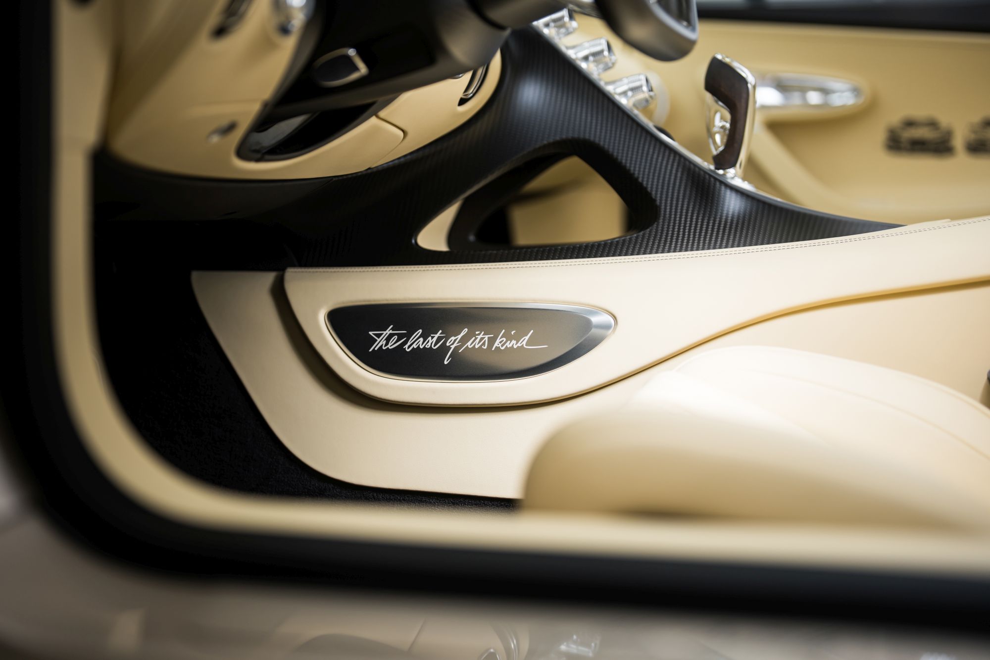Bugatti W16 Mistral