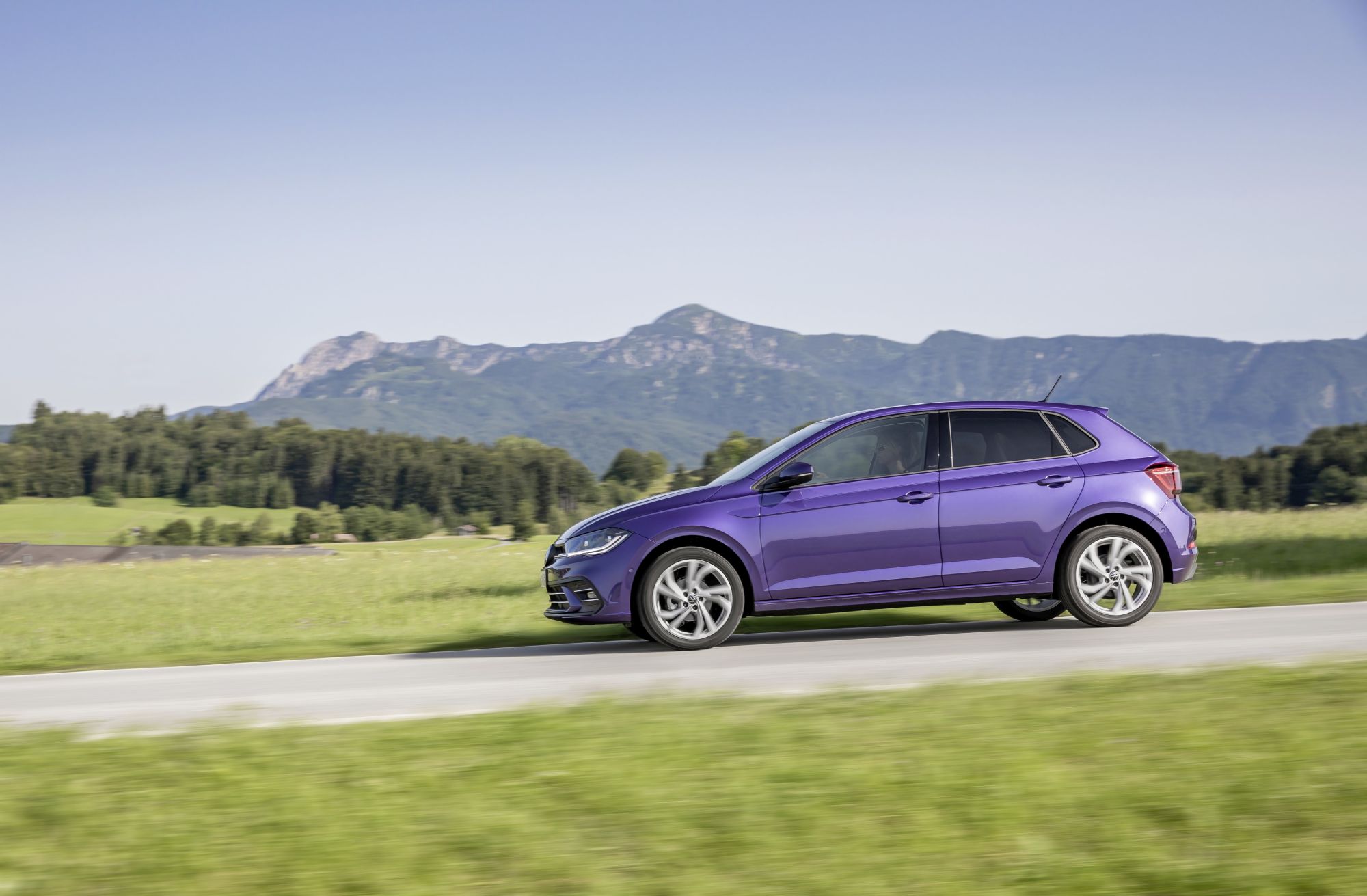 Volkswagen Polo znowu tanieje. Nowa wersja Pure wjeżdża do salonów
