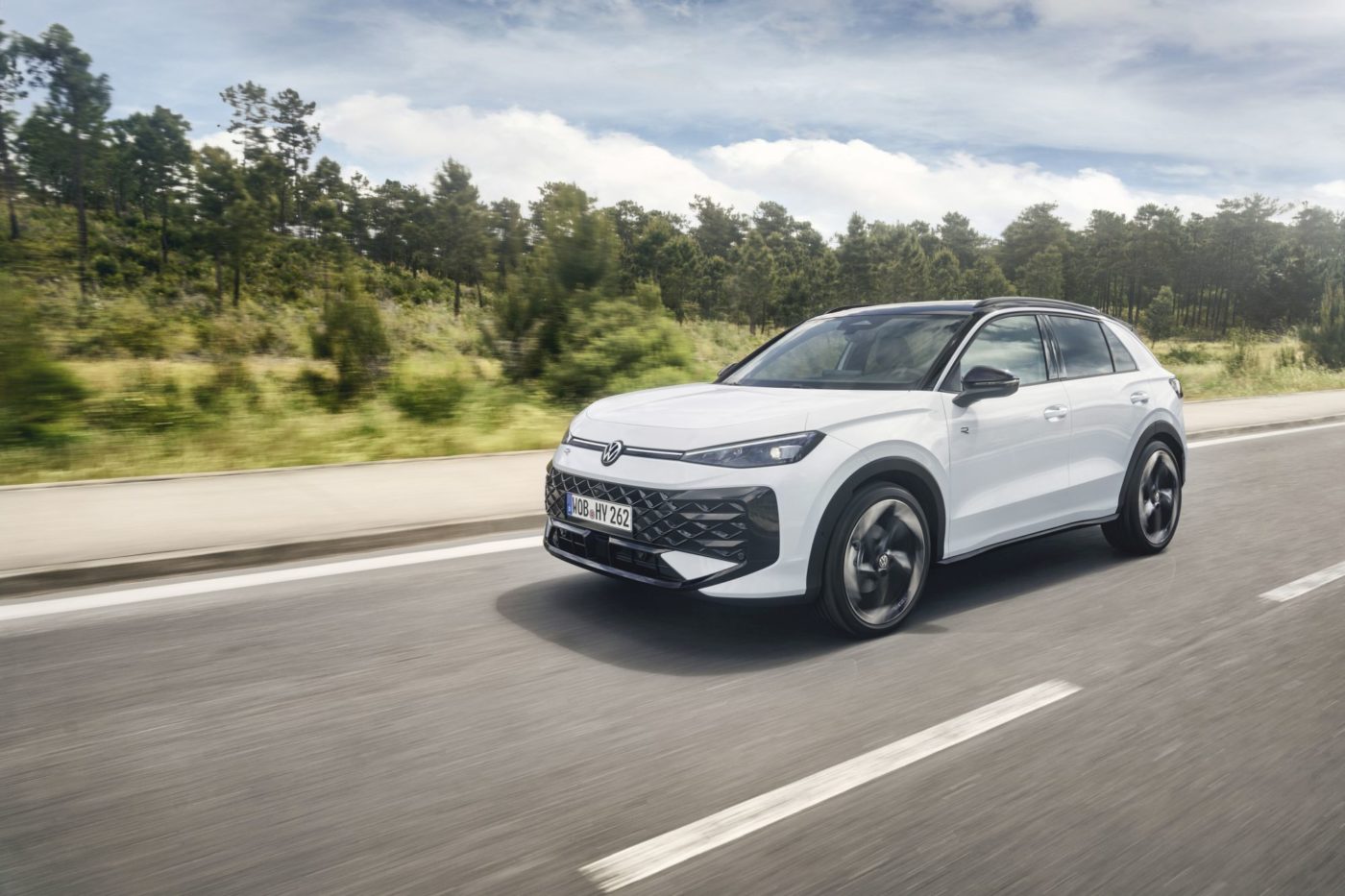 Volkswagen T-Roc hybryda