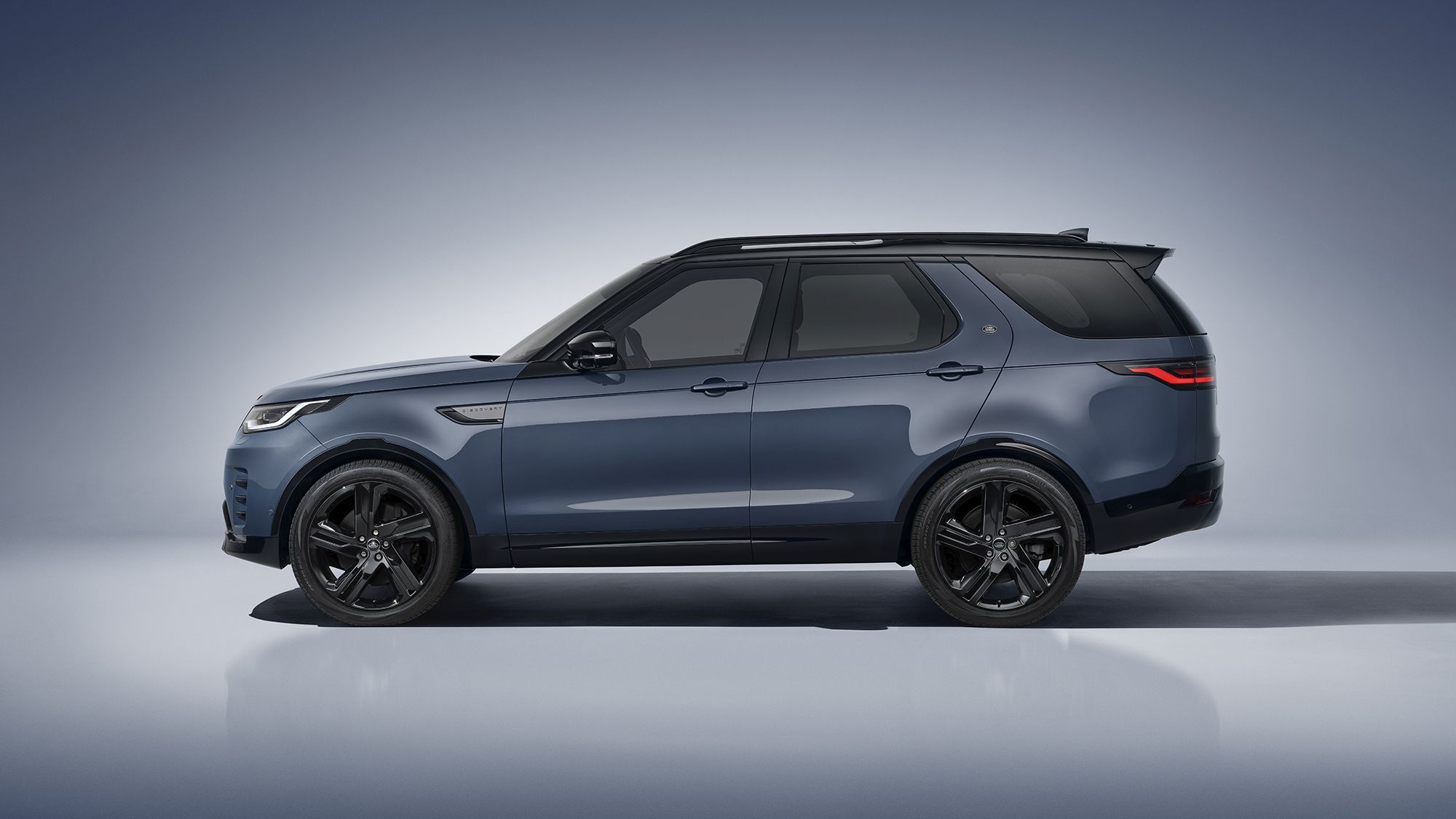 Land Rover odświeża model Discovery i stawia na mocne diesle