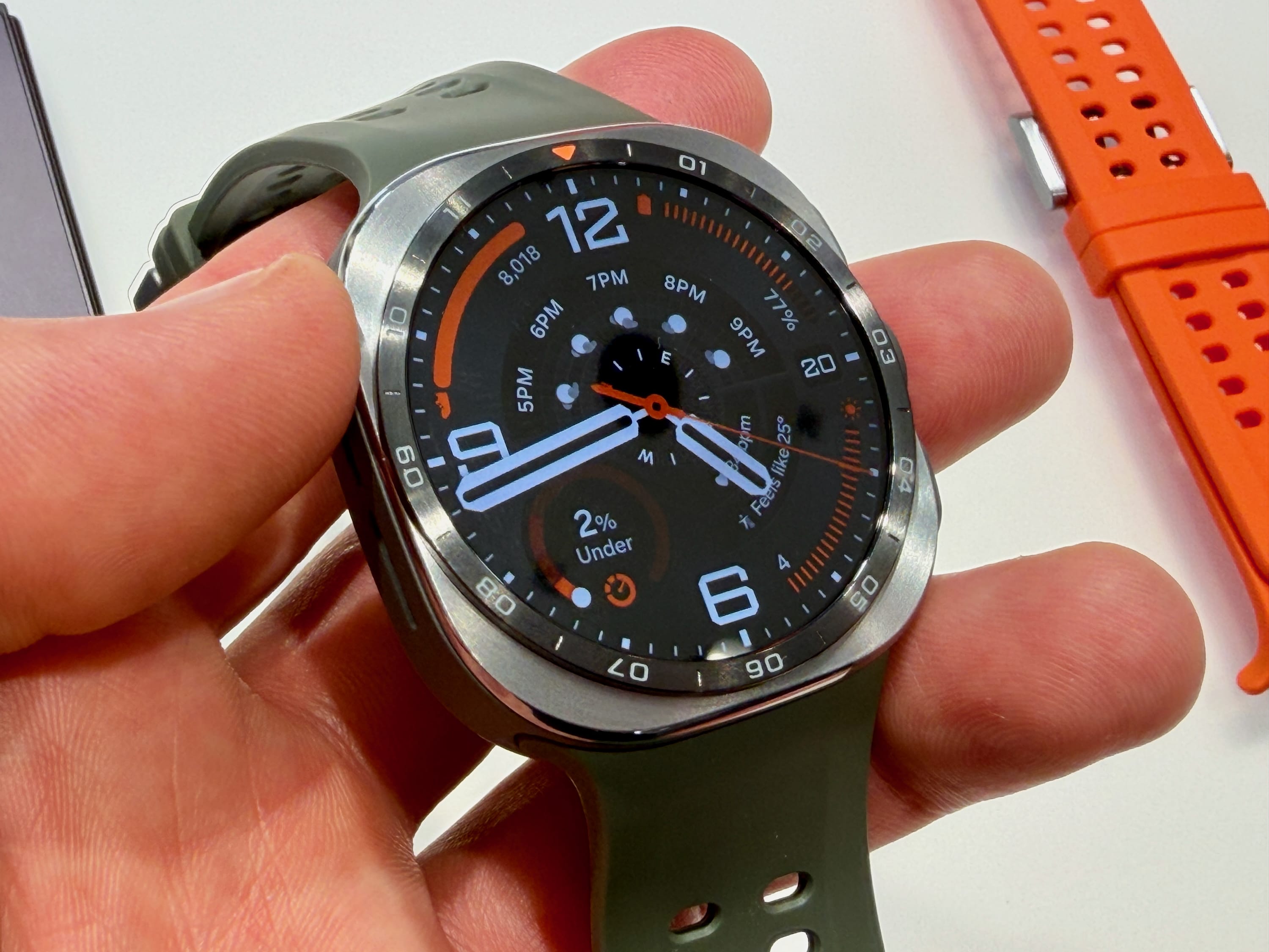 Zdjęcie okładkowe wpisu Samsung Galaxy Watch Ultra2 i&nbsp;Watch9: ekran 5000 nitów, procesor 3 nm i&nbsp;większa bateria
