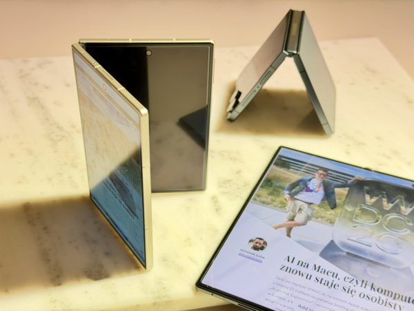 Zdjęcie okładkowe wpisu Samsung prezentuje serię składaków Galaxy. Galaxy Z&nbsp;Fold8, debiut wariantu Ultra, odchudzona konstrukcja i&nbsp;łączność z&nbsp;iOS