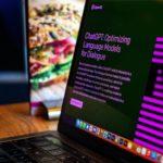 Zdjęcie okładkowe wpisu: OpenAI zmienia strategię wobec nastolatków. Sztuczna inteligencja ma&nbsp;uczyć, a&nbsp;nie&nbsp;podawać gotowe odpowiedzi
