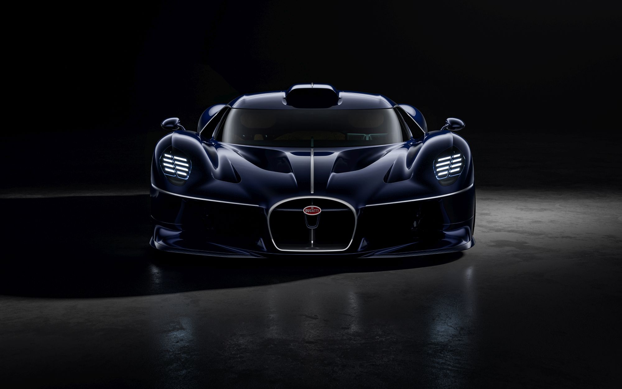Bugatti obdarło torowy model z aerodynamiki. Destrier ma metr wysokości i 1600 koni pod maską [galeria]