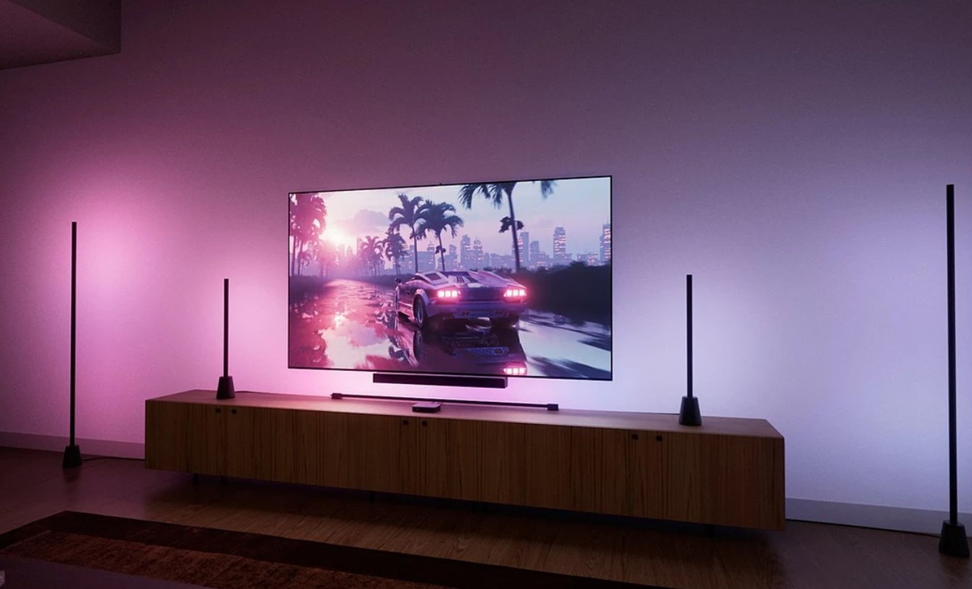 Philips Hue szykuje tańszy Sync Box Lite oraz kamerę. Synchronizacja światła z TV wreszcie bez fortuny