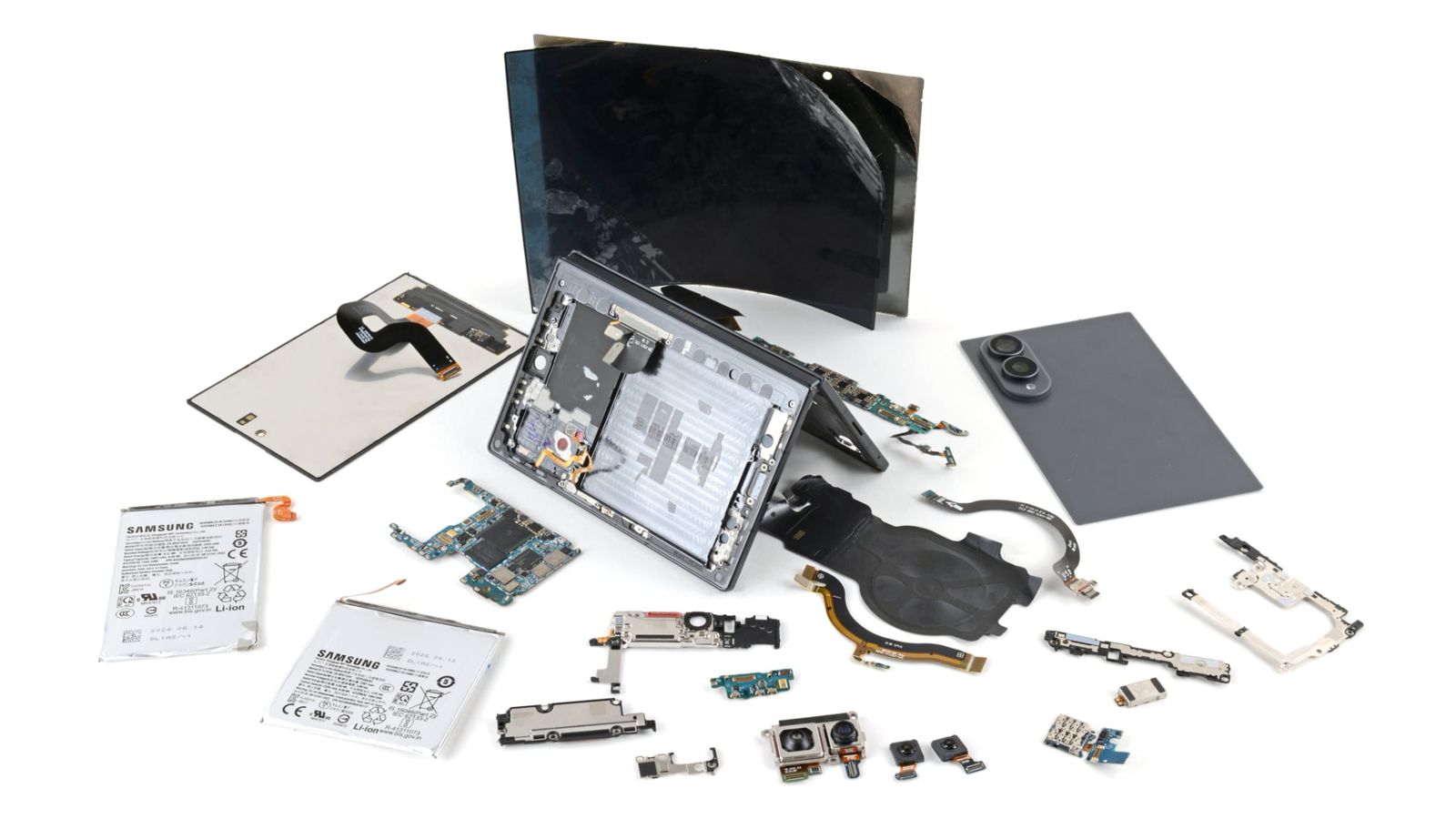 Rozbiórka Galaxy Z Fold8 przez iFixit