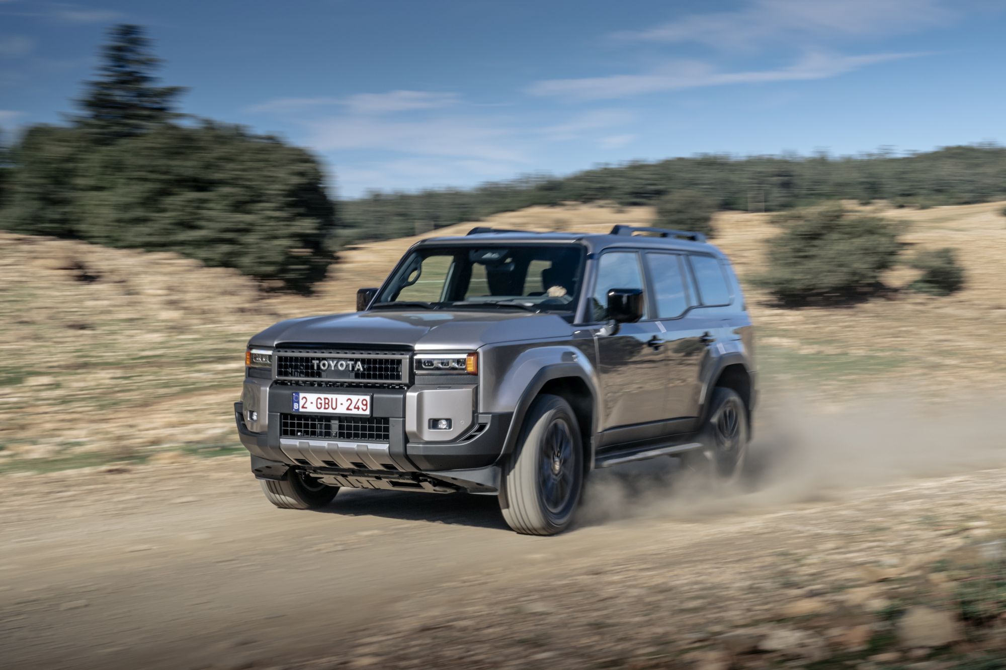 Toyota Land Cruiser cena