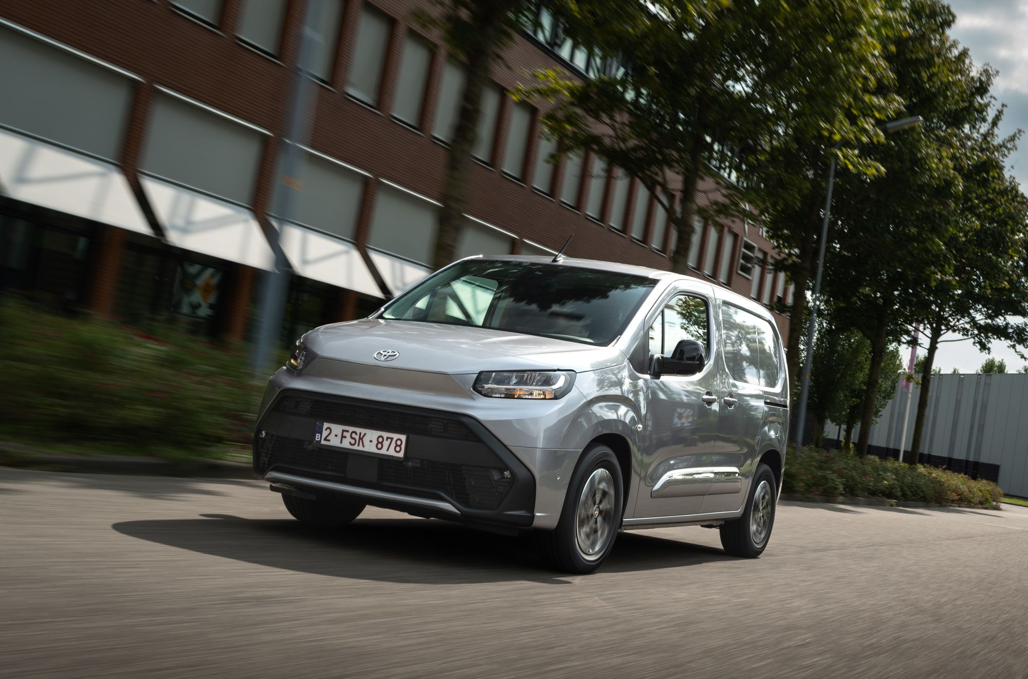 Jak Toyota ograła konkurencję jej własną bronią. Sukces gamy Proace to lekcja dla branży