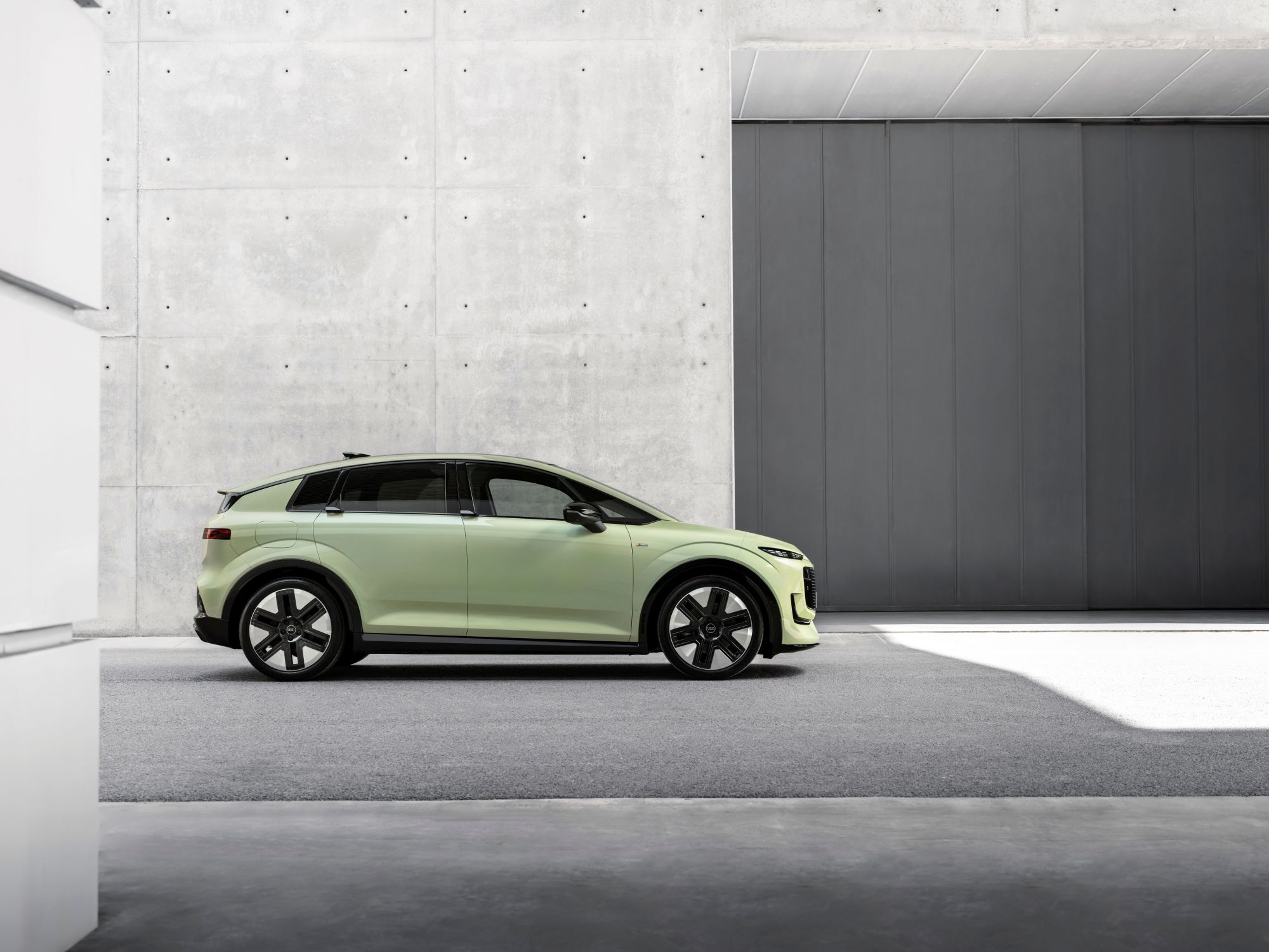 Powrót legendy w wersji na prąd. Audi A2 e-tron stawia na aerodynamikę i przejedzie do 646 km [galeria]