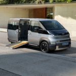 Zdjęcie okładkowe wpisu: Kia PV5 WAV zmienia to, jak podróżują osoby z&nbsp;niepełnosprawnościami
