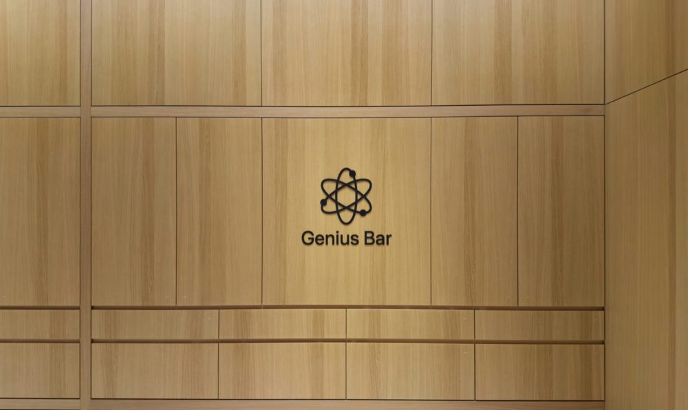 Zdjęcie okładkowe do wpis Genius Bar wraca do&nbsp;sklepów Apple —&nbsp;koniec z&nbsp;wielkimi ścianami wideo