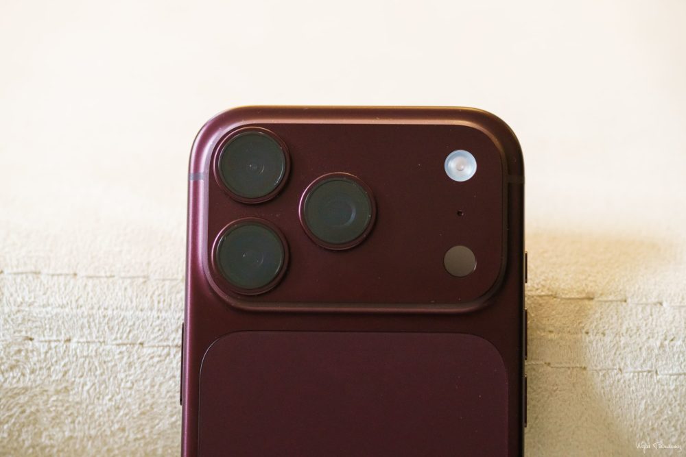 Zdjęcie okładkowe do wpis Właściciele iPhone’a 18 Pro zgłaszają trzaskanie i&nbsp;pikanie z&nbsp;głośnika